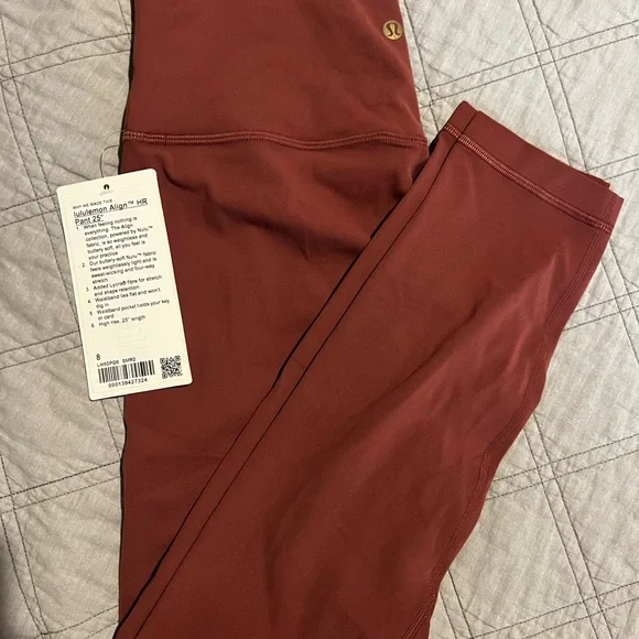 Lululemon Smoky Red Lunar New Year Align NWT sz 8 gold logo - Picture 5 of 7